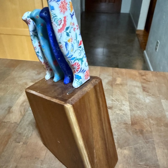 The Pioneer Woman Floral Ceramic Knife Set with Wooden Block 4 knives - Picture 5 of 9